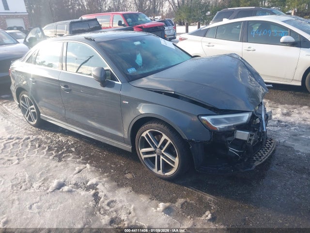 2017 AUDI A3 WAUJ8GFF3H1043851 Photo 0