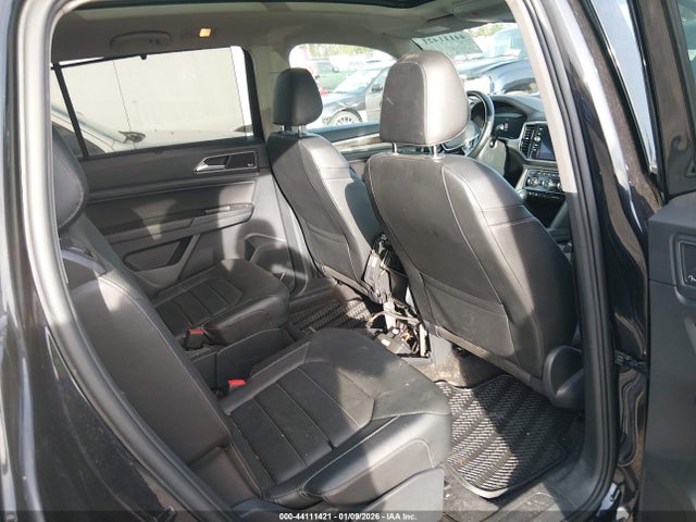 1V2NR2CA7JC565694 Volkswagen Atlas 3.6l V6 Sel Premium