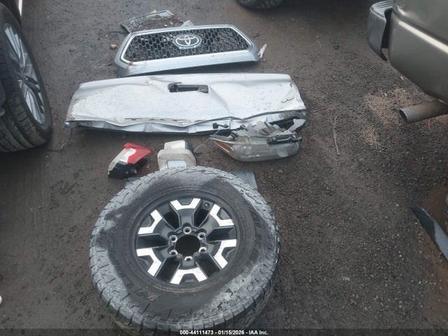 3TMDZ5BN1KM077425 Toyota Tacoma Trd Off Road