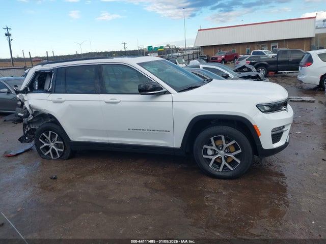 2025 Jeep Grand Cherokee Limited მანქანა იყიდება აუქციონზე, vin: 1C4RJHBG2SC338045, აუქციონის ნომერი: 44111485