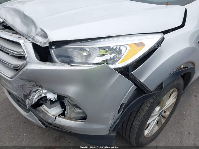 2018 Ford Escape Se მანქანა იყიდება აუქციონზე, vin: 1FMCU9GD1JUA87184, აუქციონის ნომერი: 44111491