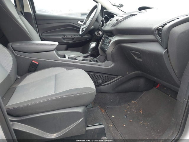 2018 Ford Escape Se მანქანა იყიდება აუქციონზე, vin: 1FMCU9GD1JUA87184, აუქციონის ნომერი: 44111491