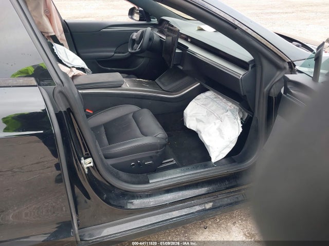2023 TESLA MODEL S 5YJSA1E67PF525271 Photo 4
