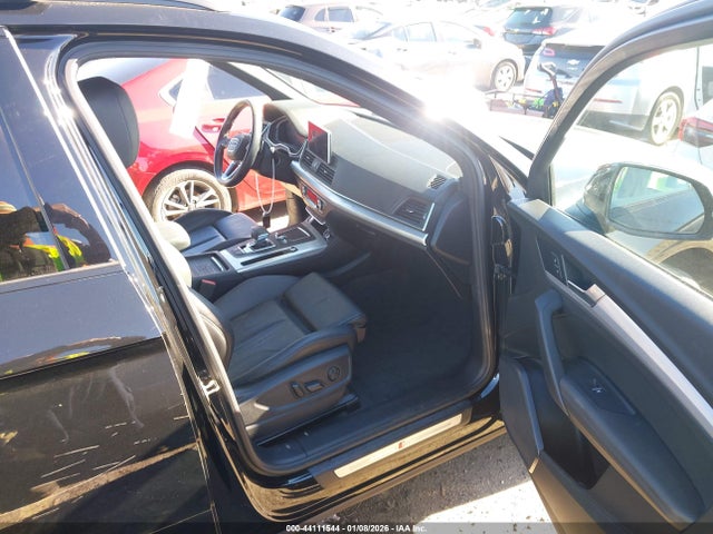 2020 AUDI Q5 WA1ENAFY2L2113476 Photo 4