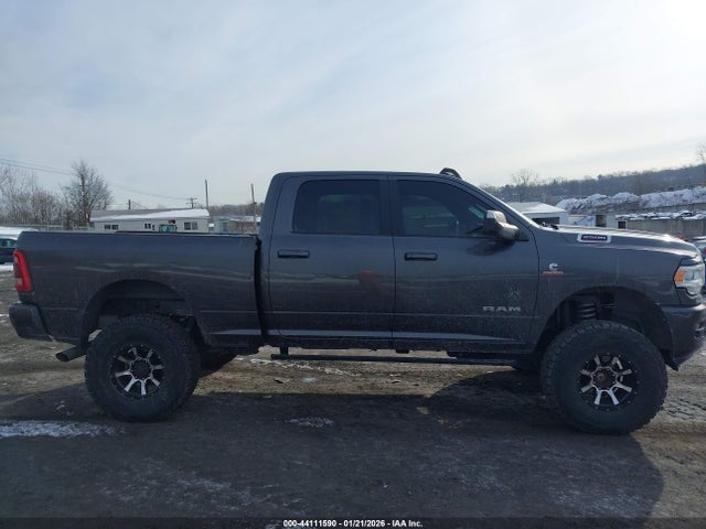 3C6UR5DL2NG325090 RAM 2500 Big Horn 4x4 6&#039;4 Box
