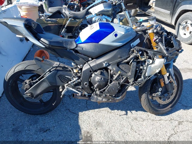 Yamaha Yzfr6 C 2016 JYARJ16Y4GA010683 Image 11