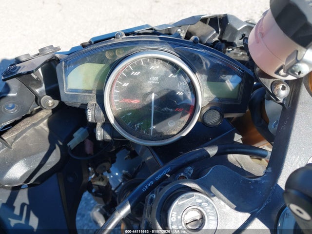 Yamaha Yzfr6 C 2016 JYARJ16Y4GA010683 Image 7