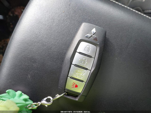 2022 MITSUBISHI OUTLANDER JA4J4UA83NZ077141 Photo 10