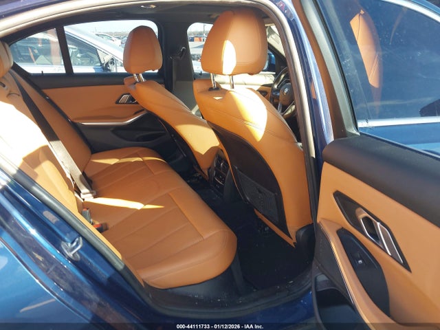 3MW5R1J00N8C31880 BMW 330I
