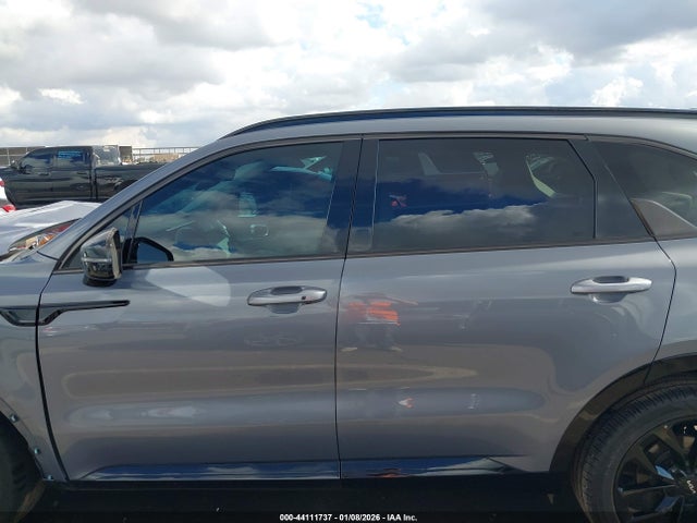 5XYRK4LF8NG132935 KIA SORENTO SX