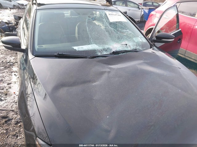 44111744 :رقم المزاد ، 3VWDB7AJ4HM225765 vin ، 2017 Volkswagen Jetta 1.4t Se مزاد بيع