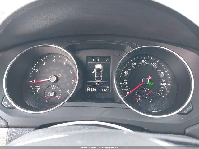 44111744 :رقم المزاد ، 3VWDB7AJ4HM225765 vin ، 2017 Volkswagen Jetta 1.4t Se مزاد بيع