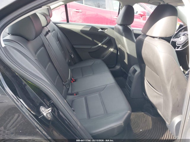 44111744 :رقم المزاد ، 3VWDB7AJ4HM225765 vin ، 2017 Volkswagen Jetta 1.4t Se مزاد بيع