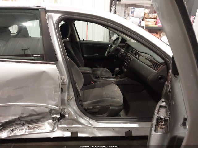 2G1WA5E30E1185808 Chevrolet Impala Limited Ls