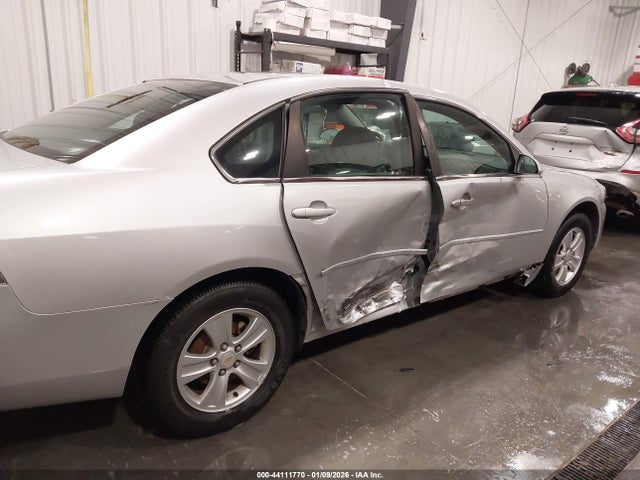 2G1WA5E30E1185808 Chevrolet Impala Limited Ls