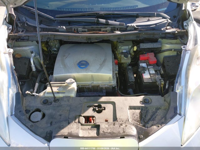 1N4AZ0CP2GC300852 Nissan LEAF S