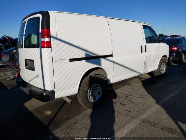 1GCWGAFF6G1305935 Chevrolet Express 2500 Work Van
