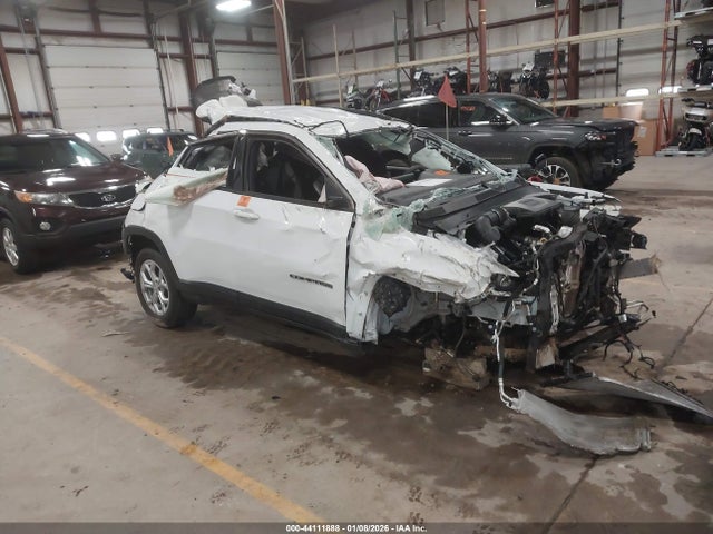 Продаж на аукціоні авто 2024 Jeep Compass Latitude 4x4, vin: 3C4NJDBN2RT109661, номер лоту: 44111888