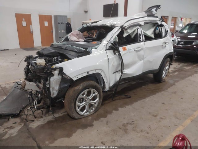 Продаж на аукціоні авто 2024 Jeep Compass Latitude 4x4, vin: 3C4NJDBN2RT109661, номер лоту: 44111888