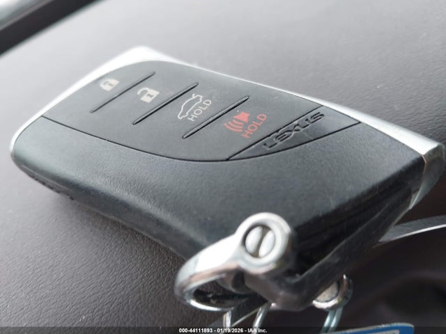 44111893 :رقم المزاد ، 58ABZ1B19KU012335 vin ، 2019 Lexus Es 350 Luxury مزاد بيع