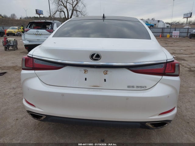 44111893 :رقم المزاد ، 58ABZ1B19KU012335 vin ، 2019 Lexus Es 350 Luxury مزاد بيع
