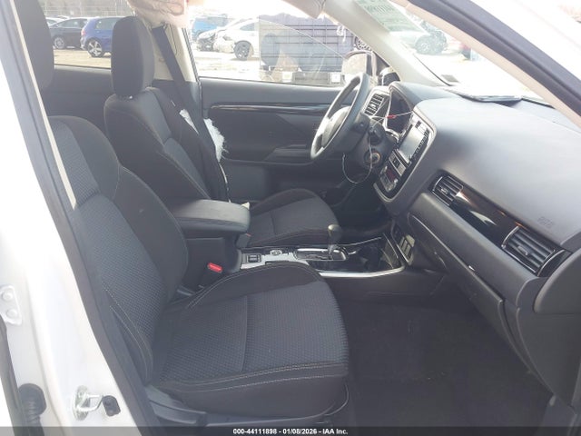 2019 MITSUBISHI OUTLANDER JA4AZ3A33KZ003133 Photo 4