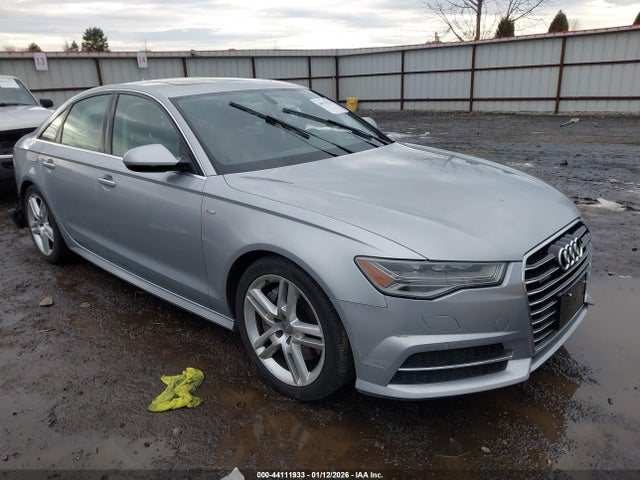 2016 AUDI A6 WAUGFAFC0GN124218 Photo 0