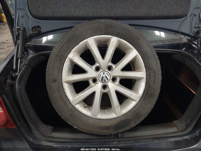 2010 Volkswagen Jetta Limited Edition მანქანა იყიდება აუქციონზე, vin: 3VWRZ7AJ0AM111298, აუქციონის ნომერი: 44111935