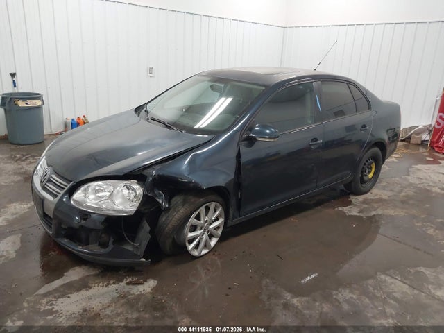 2010 Volkswagen Jetta Limited Edition მანქანა იყიდება აუქციონზე, vin: 3VWRZ7AJ0AM111298, აუქციონის ნომერი: 44111935