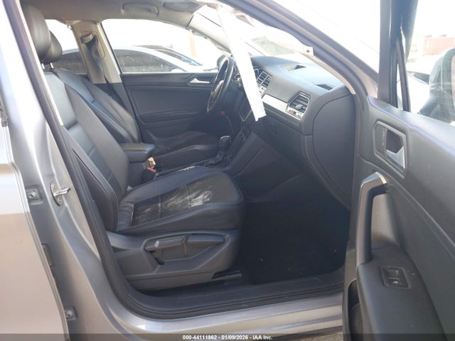 2021 Volkswagen Tiguan 2.0t Se/2.0t Se R-line Black/2.0t Sel მანქანა იყიდება აუქციონზე, vin: 3VV3B7AX8MM067946, აუქციონის ნომერი: 44111962