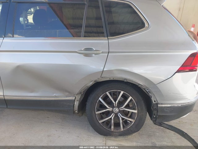 2021 Volkswagen Tiguan 2.0t Se/2.0t Se R-line Black/2.0t Sel მანქანა იყიდება აუქციონზე, vin: 3VV3B7AX8MM067946, აუქციონის ნომერი: 44111962