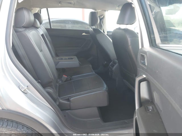 2021 Volkswagen Tiguan 2.0t Se/2.0t Se R-line Black/2.0t Sel მანქანა იყიდება აუქციონზე, vin: 3VV3B7AX8MM067946, აუქციონის ნომერი: 44111962