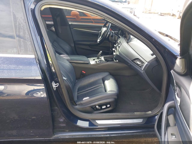 Продажа на аукционе авто 2018 Bmw 540i, vin: WBAJE5C56JWA93664, номер лота: 44111979