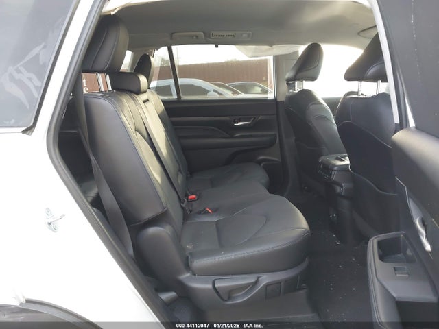 5TDAAAB5XSS071609 Toyota Grand Highlander Limited