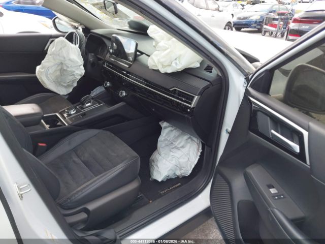 2022 MITSUBISHI OUTLANDER JA4J3UA81NZ092501 Photo 4