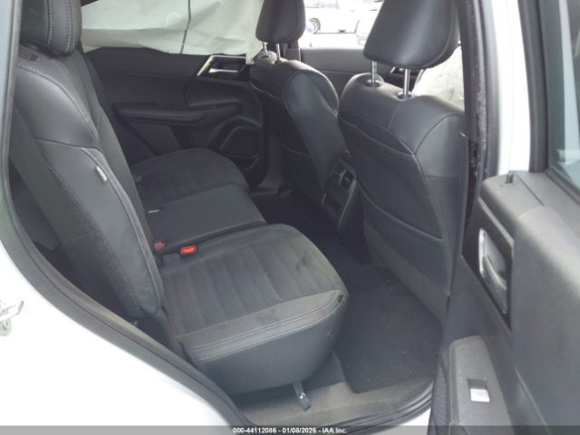 2022 MITSUBISHI OUTLANDER JA4J3UA81NZ092501 Photo 7
