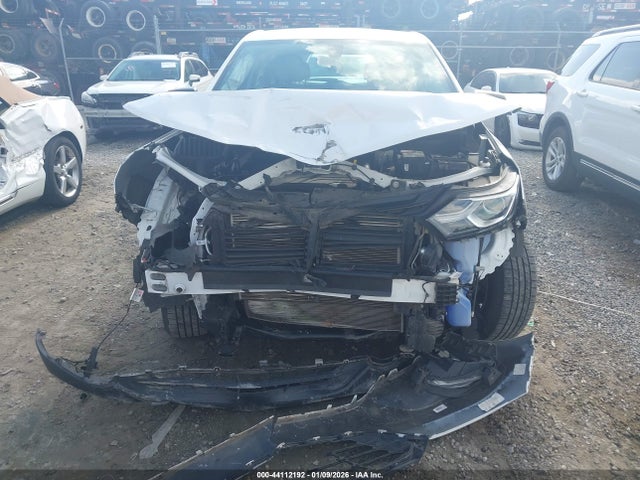 2GNAXHEV2J6350751 Chevrolet EQUINOX LS