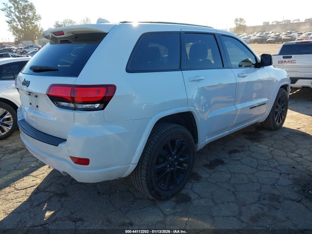 1C4RJEAG2LC112881 Jeep Grand Cherokee Altitude 4x2