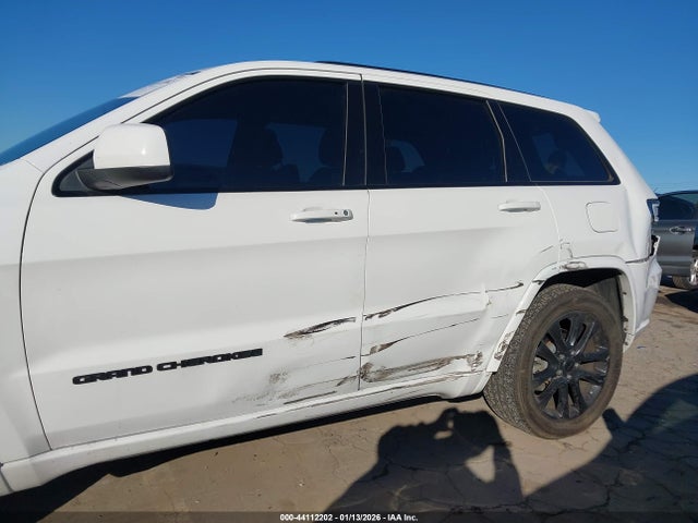 1C4RJEAG2LC112881 Jeep Grand Cherokee Altitude 4x2