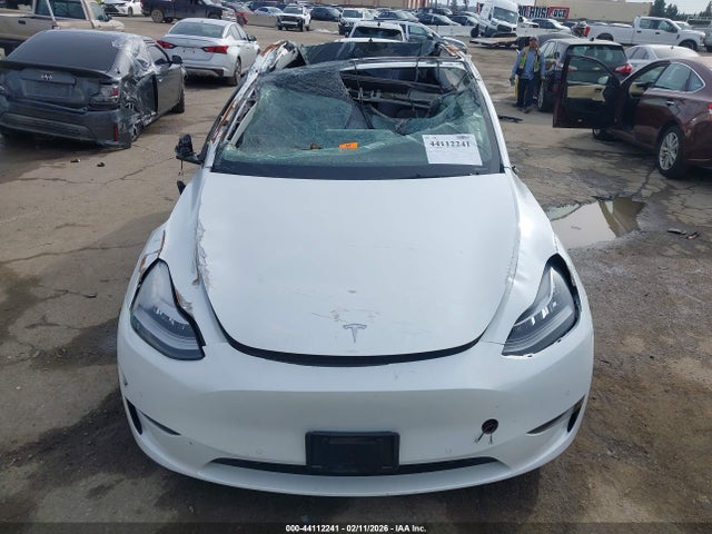 2021 TESLA MODEL Y 5YJYGDEE6MF231468 Photo 5