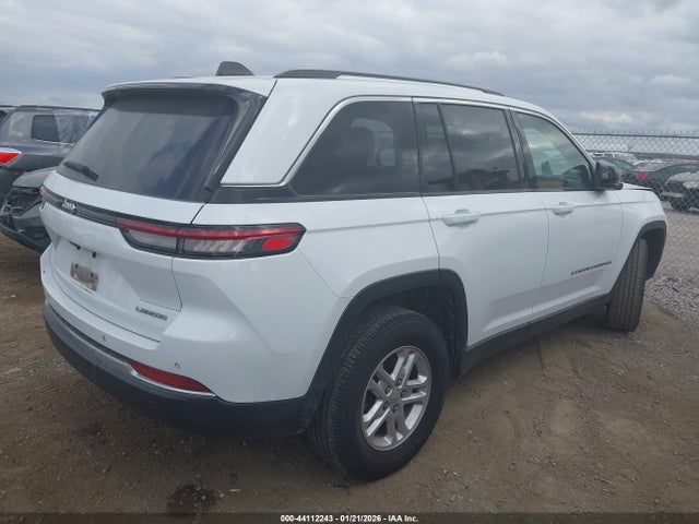 2022 JEEP GRAND CHEROKEE 1C4RJGAG0N8630571 Photo 3