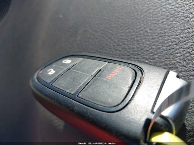 2015 Jeep Cherokee Limited მანქანა იყიდება აუქციონზე, vin: 1C4PJLDSXFW539045, აუქციონის ნომერი: 44112263