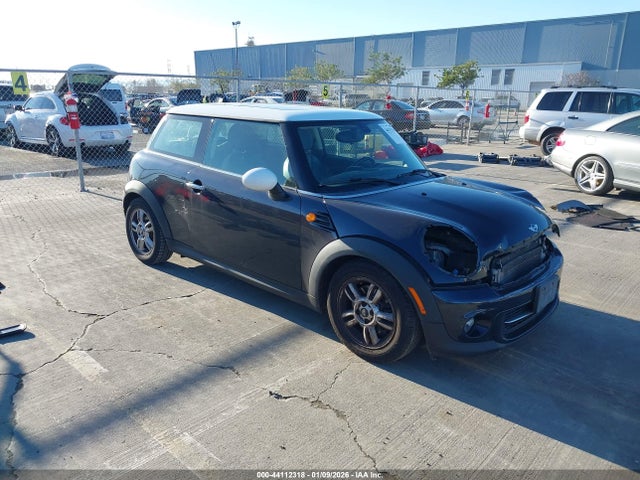 2013 MINI HARDTOP WMWSU3C55DT548972 Photo 0