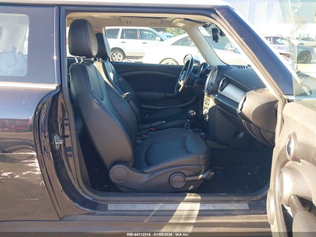 2013 MINI HARDTOP WMWSU3C55DT548972 Photo 4