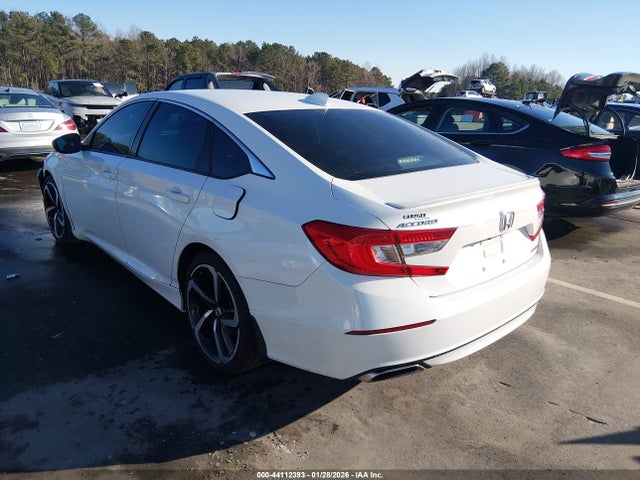 44112393 :رقم المزاد ، 1HGCV1F38JA243798 vin ، 2018 Honda Accord Sport مزاد بيع