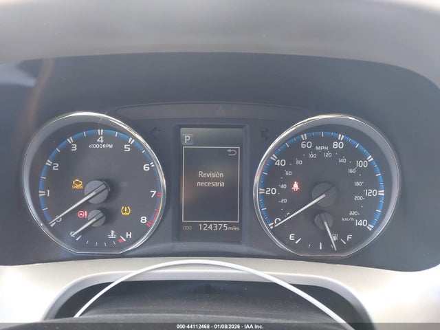 2T3WFREVXGW238588 Toyota Rav4 Xle