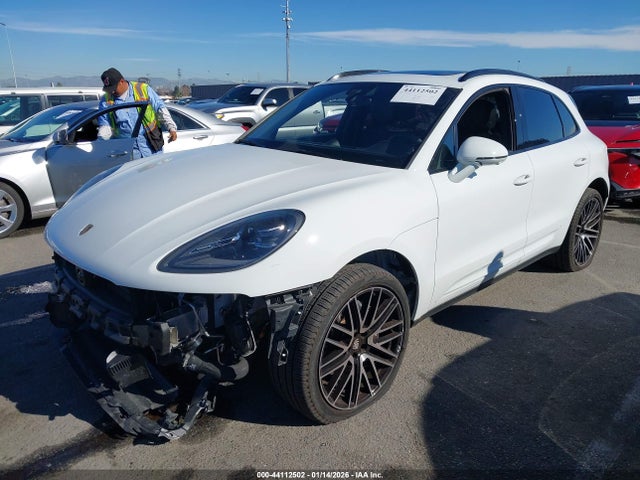 2025 PORSCHE MACAN WP1AA2A53SLB04554 Photo 1