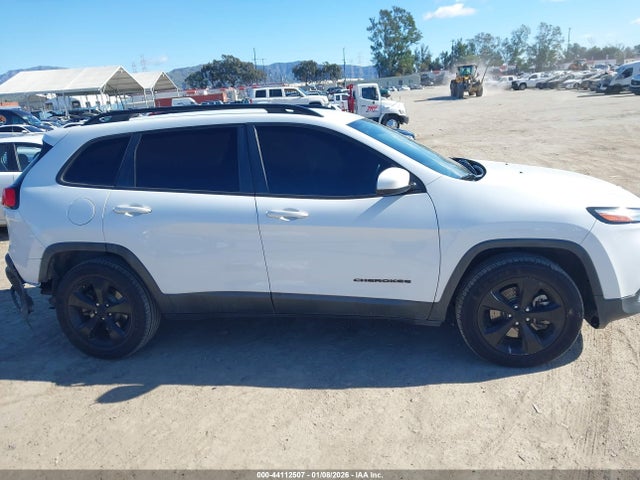 1C4PJLCS4GW177006 Jeep Cherokee Altitude