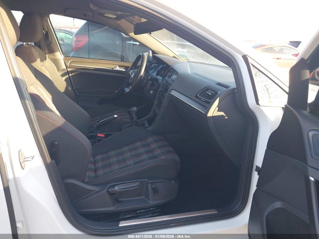2018 VOLKSWAGEN GOLF GTI 3VW547AU6JM261911 Photo 4