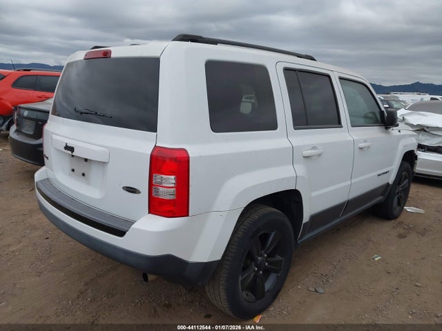 44112544 :رقم المزاد ، 1C4NJRBB1FD347635 vin ، 2015 Jeep Patriot Altitude Edition مزاد بيع